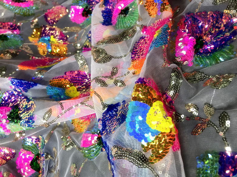 Kleurrijke Crystal Pailletten  - Crystal Mesh Fabric recensie en prijs